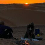 C’est en plein cœur du Grand Erg Oriental que nous vous proposons une aventure familiale inoubliable. Savourez les joies du 4×4 dans les dunes.. Découvrez l’immensité du désert tunisien à travers les pistes, les dunes et les nuits en bivouac !