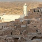 Toujane sud Tunisien est un magnifique village berbère typique. Ce petit village dans les montagnes est vraiment à visiter tant il est joli et pittoresque