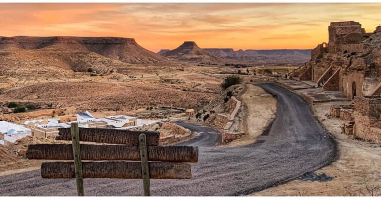 Vous rêvez de vivre une aventure exceptionnelle au cœur du Sahara tunisien? Ne cherchez pas plus loin! SudTunisie.com vous offre une expérience inoubliable avec son excursion passionnante à travers les mystères du désert. Dans cet article, nous allons vous guider à travers les merveilles de cette escapade unique, vous donnant un aperçu de ce qui fait de notre excursion une expérience à part. L'Authenticité du Sahara: Une Immersion Totale SudTunisie.com se distingue par son engagement envers l'authenticité. Notre excursion vous plonge dans l'essence même du Sahara, loin des sentiers battus. Vous serez émerveillé par la majesté des dunes de sable doré qui s'étendent à perte de vue. Notre équipe expérimentée vous guidera à travers des oasis cachées, des villages traditionnels et des paysages à couper le souffle. Guides Locaux Passionnés: Votre Porte d'Entrée vers le Sahara Chez SudTunisie.com, nous croyons en l'importance de partager la richesse culturelle du Sahara avec nos visiteurs. Nos guides locaux passionnés sont des experts de la région, partageant des récits captivants et des connaissances approfondies sur la faune, la flore et l'histoire locale. Vous ne vous contenterez pas de voir le désert; vous le vivrez. Confort et Hospitalité: Notre Priorité Votre confort est notre priorité absolue. L'excursion dans le Sahara peut être exigeante, mais avec SudTunisie.com, vous bénéficierez de tout le confort nécessaire. Des hébergements bien aménagés, des repas délicieux et une équipe attentive font partie intégrante de l'expérience que nous offrons. Réservation Facile et Flexible Nous comprenons que la planification d'un voyage peut être stressante. C'est pourquoi nous avons simplifié le processus de réservation. Sur notre site convivial, vous pouvez facilement choisir la date qui vous convient et personnaliser votre expérience selon vos préférences. Flexibilité et facilité, c'est ce que nous offrons. Préparez-vous pour l'Aventure de Votre Vie! Ne manquez pas l'opportunité de vivre une aventure exceptionnelle dans le Sahara tunisien avec SudTunisie.com. Notre engagement envers l'authenticité, nos guides locaux passionnés, le confort exceptionnel et la facilité de réservation font de notre excursion une expérience incomparable. Préparez-vous à explorer le Sahara d'une manière que vous n'auriez jamais imaginée.